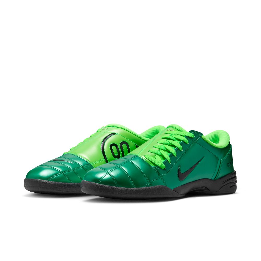 Nike Total 90