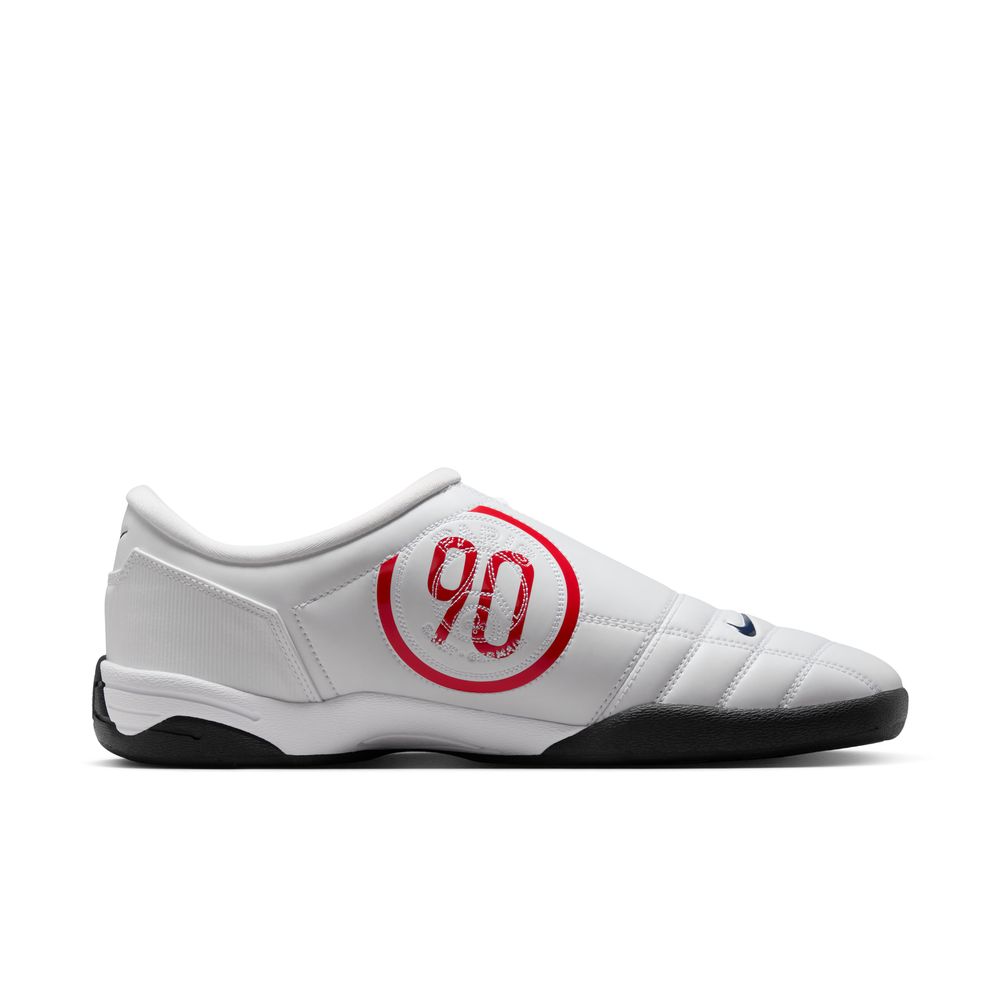 Nike Total 90