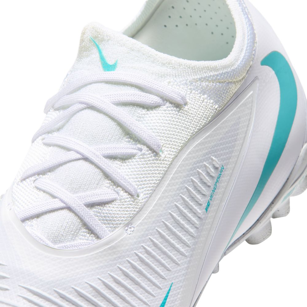 Nike Phantom 6 Low Pro TF