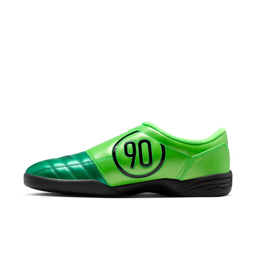 Nike Total 90