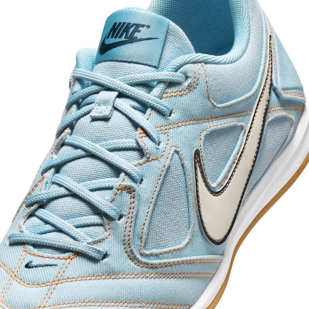 Nike Gato LV8
