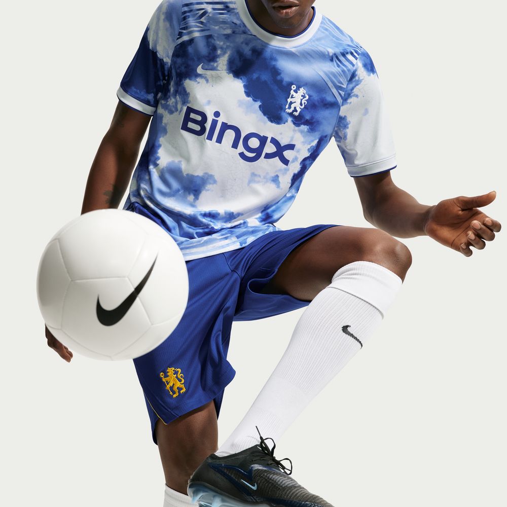 Nike Chelsea FC 2026/27 Pre-Match Jersey