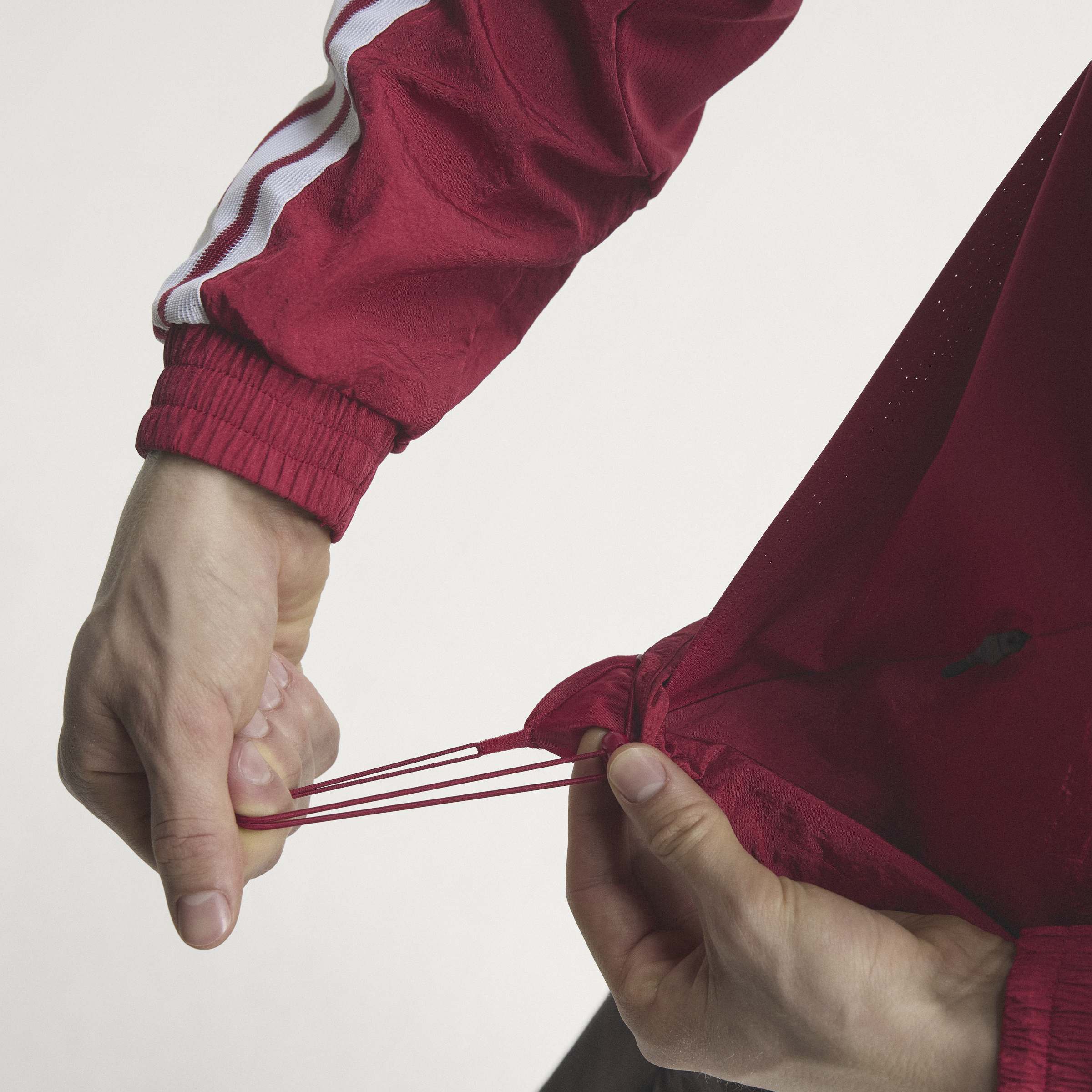 Adidas Liverpool FC 2026/27 Anthem Jacket